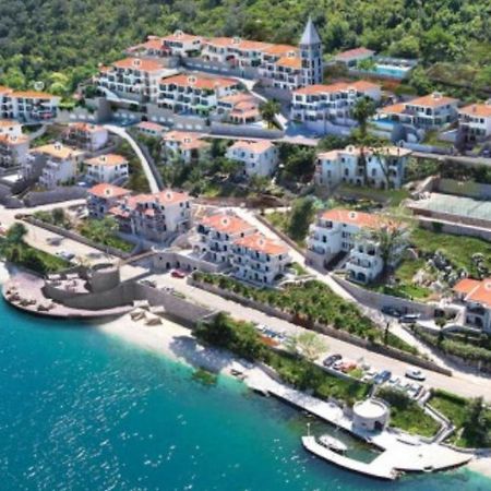 Boka Gardens Seaside Resort Kotor Ngoại thất bức ảnh
