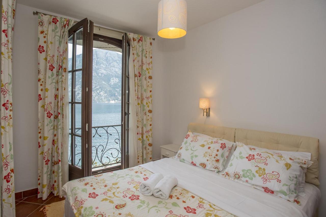 Boka Gardens Seaside Resort Kotor Ngoại thất bức ảnh