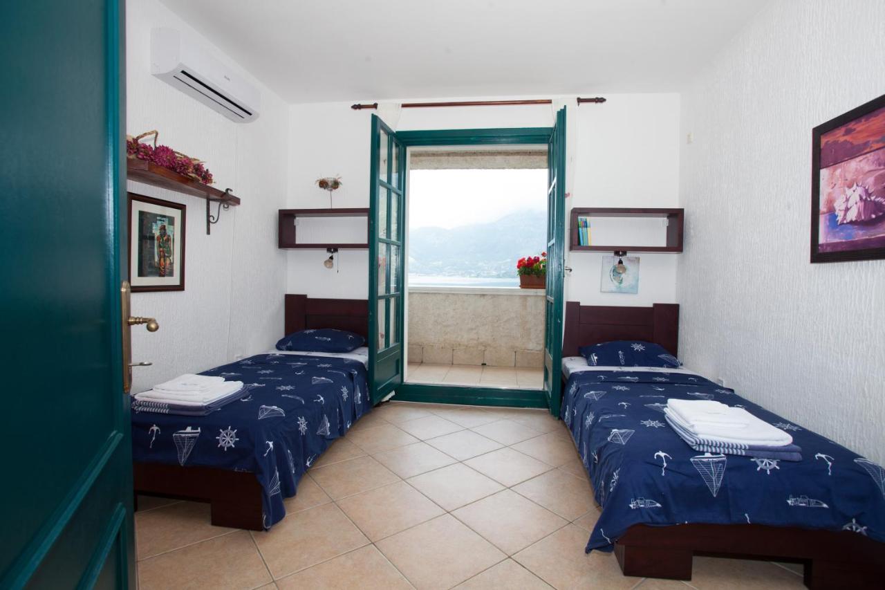 Boka Gardens Seaside Resort Kotor Ngoại thất bức ảnh