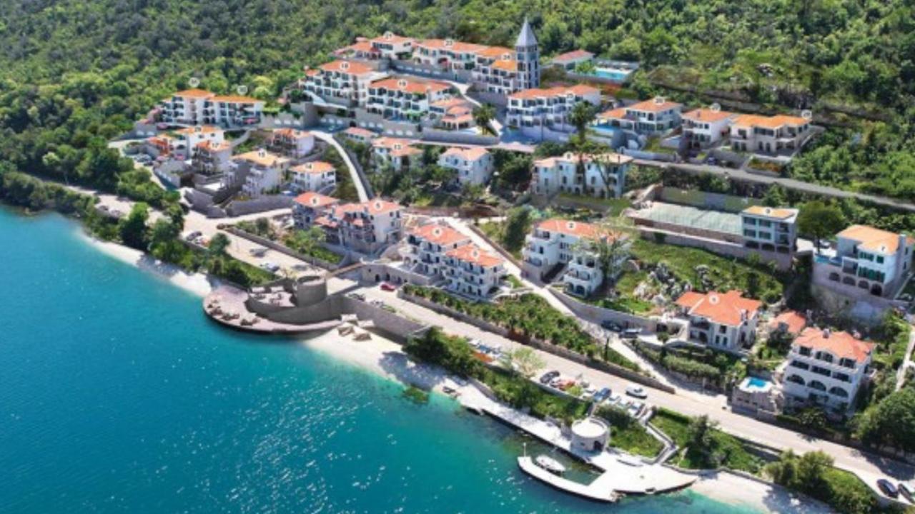 Boka Gardens Seaside Resort Kotor Ngoại thất bức ảnh